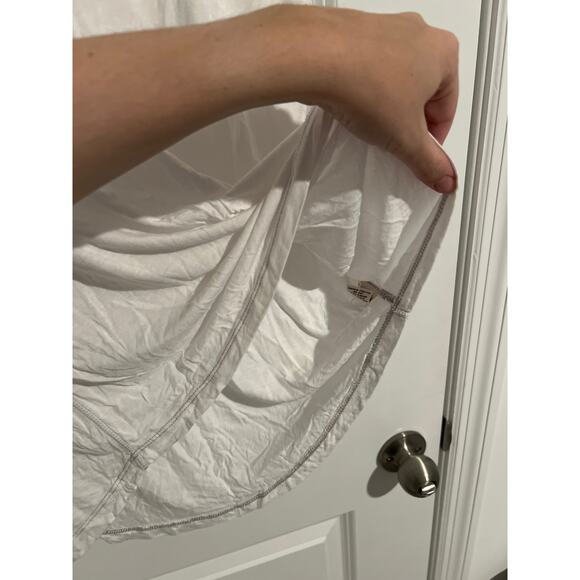 Free People We the Free The It Muscle Tee Tank in White size small - Picture 4 of 6